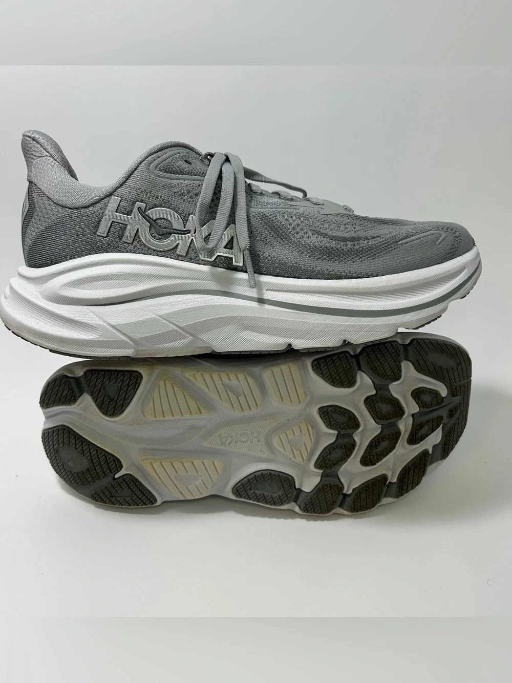 Hoka One One HOKA Clifton 10 Women’s 8.5 Grey Running Sneaker Shoes